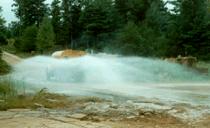 HF4000 Applying Water